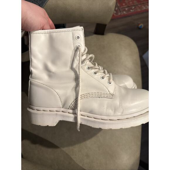 Dr. Martens 14357 Boots Men’s 8 Women’s 9 EU 41 White Smooth Leather Eye Lace UK main image 10